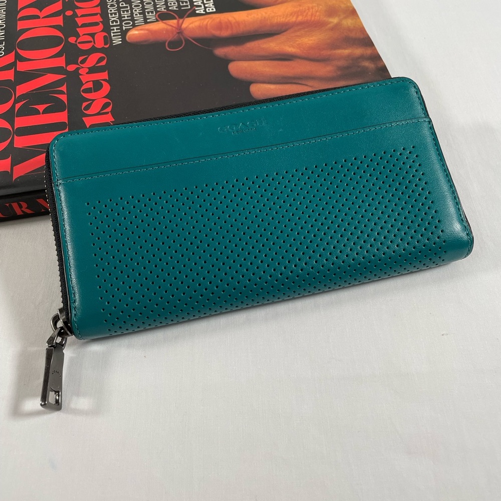 NEW COACH Graphite Men Accordion Zip Perforated Leather Green F58104 Wallet